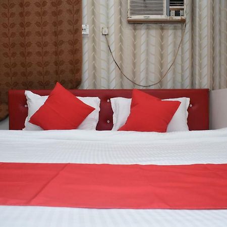 Oyo 45320 Hotel Mars Agartala Extérieur photo