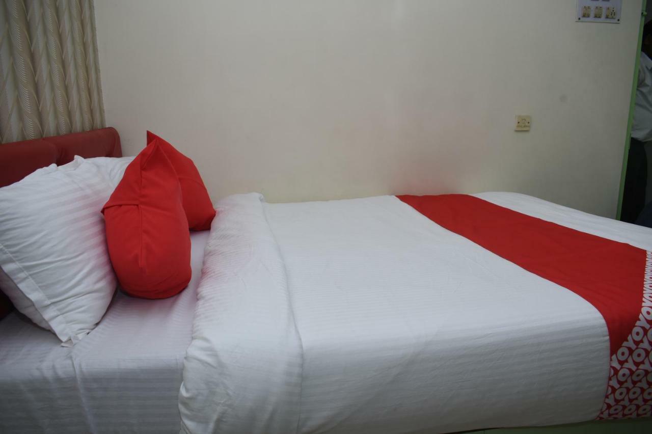 Oyo 45320 Hotel Mars Agartala Extérieur photo